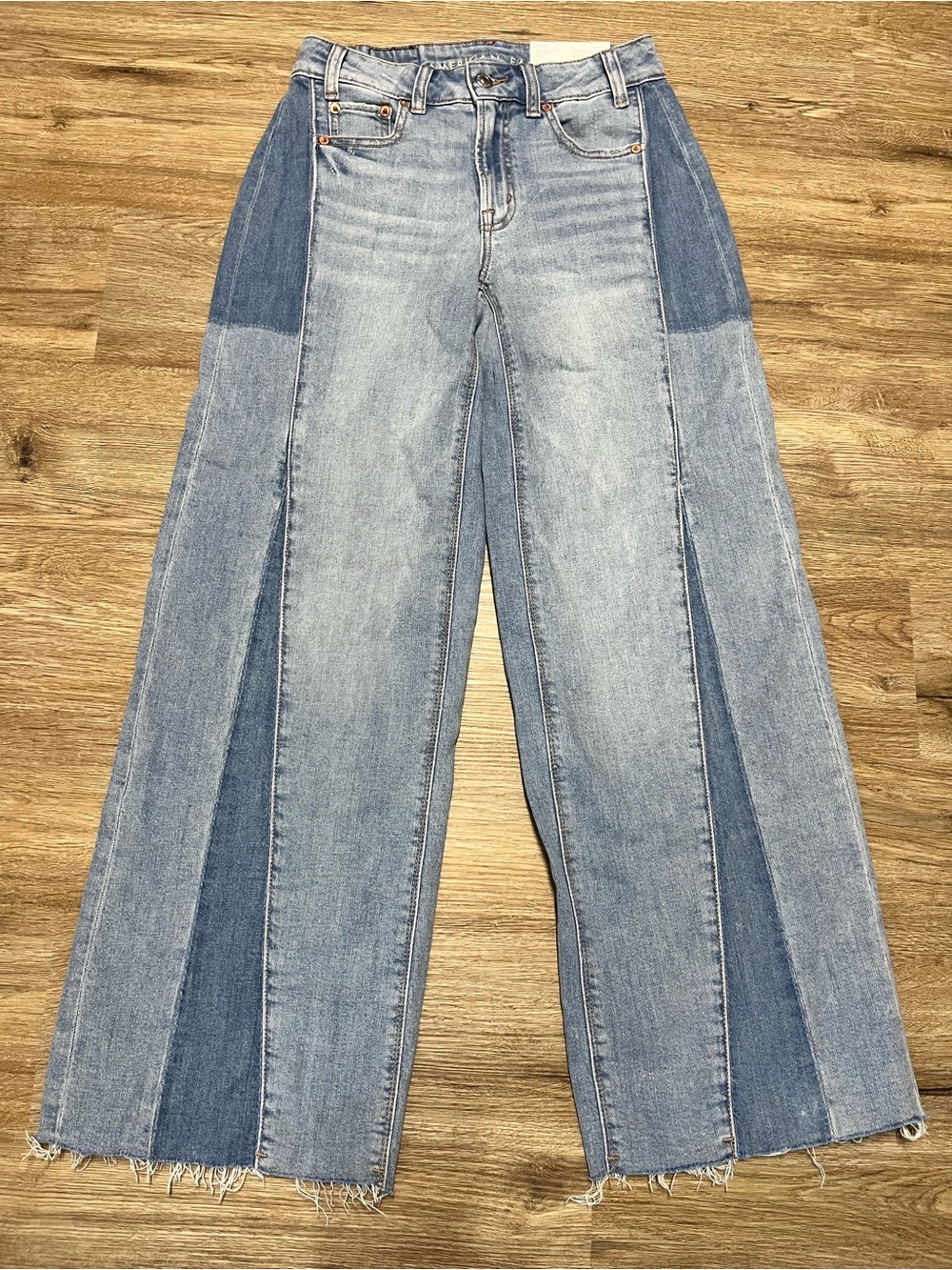 American Eagle Outfitters Two-Tone Light Blue Wide Leg Jeans